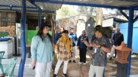 BP Batam menertibkan sejumlah bangunan yang berada di Daerah Tangkapan Air (DTA) Waduk Tembesi, Rabu (25/6/2025). Foto: INIKEPRI.COM/BP Batam 