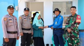 Badan Pengusahaan (BP) Batam kembali memfasilitasi pergeseran tujuh Kepala Keluarga (KK) terdampak pengembangan kawasan Rempang Eco-City ke hunian baru yang berlokasi di Tanjung Banon. Foto: INIKEPRI.COM/BP Batam 