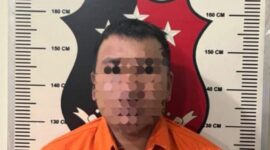 SM pelaku pencabulan kepada anak kandung sendiri diamankan Polsek Bengkong. Foto: Humas Polsek Bengkong 