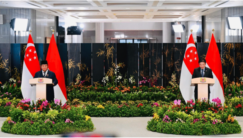 Presiden Republik Indonesia Prabowo Subianto menghadiri Leaders’ Retreat perdananya bersama Perdana Menteri Lawrence Wong, di Parliament House, Singapura, pada Senin (16/6/2025). Foto: BPMI Setpres/Laily Rachev. 