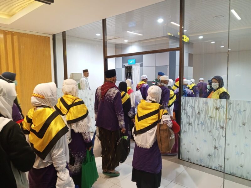 Sebanyak 42 jemaah haji asal Kabupaten Natuna tiba di Batam dengan selamat setelah menunaikan ibadah haji di Tanah Suci. Foto: RRI