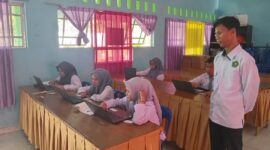 Madrasah Aliyah Negeri Karimun, melaksanakan simulasi Asesmen Nasional Berbasis Komputer (ANBK) yang diikuti oleh 10 siswa kelas XI, Selasa (22/7/2025). Foto: INIKEPRI.COM