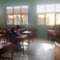 Kekurangan Guru, Ka KUA Jemaja Turut Serta Mengajar di MTsS Al-Ma'arif. Foto: INIKEPRI.COM
