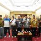 Wali Kota Tanjungpinang, Lis Darmansyah, menghadiri sekaligus membuka secara resmi kegiatan Bimbingan Teknis (Bimtek) Kepada Pelaku Usaha Tahun 2025. Foto: INIKEPRI.COM