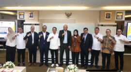 Wali Kota Batam, Amsakar Achmad, menerima kunjungan kehormatan dari Duta Besar Uni Emirat Arab (UEA) untuk Indonesia dan ASEAN, Yang Mulia Abdulla Salem Al Dhaheri, Rabu (2/7/2025). Foto: INIKEPRI.COM/Media Center Batam 