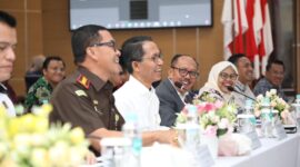 Komisi XIII DPR RI menggelar Konsultasi Publik terkait Rancangan Perubahan Kedua Undang-Undang Perlindungan Saksi dan Korban di Kantor Wali Kota Batam, Rabu (2/7/2025). Foto: INIKEPRI.COM/Media Center Batam 
