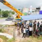 Wakil Wali Kota Batam, Li Claudia Chandra didampingi Sekretaris Daerah Kota Batam, Jefridin, M.Pd. memantau pembongkaran reklame di Kecamatan Lubuk Baja, Rabu (2/07/2025).  Foto: INIKEPRI.COM/Media Center Batam 