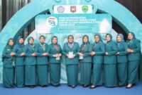 Ketua Tim Penggerak Pemberdayaan dan Kesejahteraan Keluarga (TP-PKK) Kota Batam, Hj. Erlita Amsakar, menghadiri puncak peringatan Hari Kesatuan Gerak (HKG) PKK ke-53 sekaligus Rapat Kerja Nasional (Rakernas) X TP-PKK Tahun 2025 yang digelar di Kota Samarinda, Kalimantan Timur, Senin, 8 Juni 2025. Foto: INIKEPRI.COM/Media Center Batam
