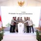Wali Kota Batam sekaligus Kepala Badan Pengusahaan (BP) Batam, Amsakar Achmad, bersama Wakil Wali Kota Batam sekaligus Wakil Kepala BP Batam, Li Claudia Chandra, menghadiri peresmian pabrik PT Solder Tin Andalan Indonesia (PT STANIA) di Kawasan Industrial Tunas Prima, Nongsa, Kamis (10/7/2025). Foto: INIKEPRI.COM