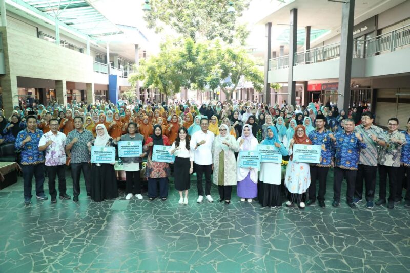 Silaturahmi kader posyandu dan kelurahan Kecamatan Bengkong dan Batu Ampar, di Nagoya City Walk, Kamis, (17/7/2025). Foto: INIKEPRI.COM