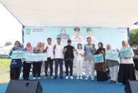 Wali Kota Batam, Amsakar Achmad, didampingi Wakil Wali Kota Li Claudia Chandra, bersilaturahmi bersama kader Posyandu dan Kader Kelurahan Siaga dari Kecamatan Batam Kota, Nongsa, dan Sei Beduk, Minggu (20/7/2025). Foto: INIKEPRI.COM