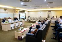 Kepala BP Batam/Wali Kota Batam Amsakar Achmad menerima kunjungan resmi dari Duta Besar Uni Emirat Arab untuk Republik Indonesia, H.E. Abdulla Salem AlDhaheri yang melakukan lawatan bersama dengan delegasi dan sejumlah pimpinan perusahaan asal Uni Emirat Arab, pada Rabu (2/7/2025). Foto: INIKEPRI.COM/BP Batam 