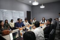 Ariastuty saat menerima audiensi dan silaturahmi Banjarnahor Kota Batam di ruang rapat nya pada Selasa, (15/7/2025) pagi. Foto: INIKEPRI.COM/BP Batam