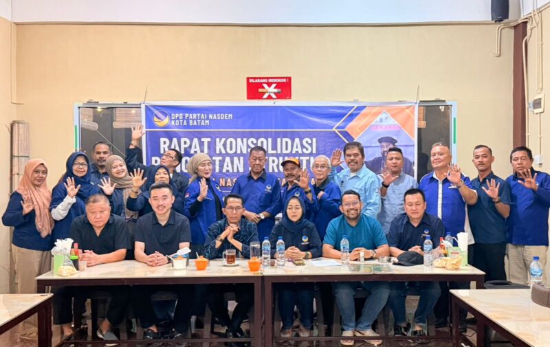 Rapat konsolidasi dan penguatan internal DPD Partai NasDem Kota Batam. Foto: INIKEPRI.COM