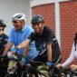 Kepala BP Batam, Amsakar Achmad, dan Wakil Kepala BP Batam, Li Claudia Chandra, mengikuti kegiatan Gowes Santai bersama Polda Kepri, Minggu (20/7/2025). Foto: INIKEPRI.COM/BP Batam
