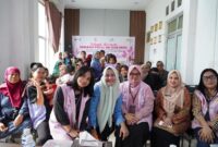 Srikandi PLN Batam menggelar Srikandi Movement dengan mengangkat tema “Mendukung Generasi Sehat Melalui Program Ibu Asuh” di Puskesmas Botania, Batam, Kamis (31/07). Foto: INIKEPRI.COM/PLN Batam 