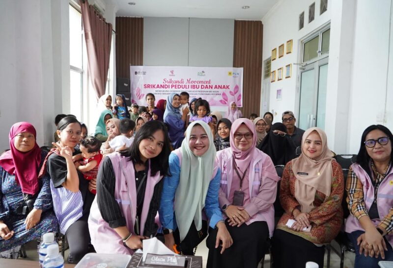 Srikandi PLN Batam menggelar Srikandi Movement dengan mengangkat tema “Mendukung Generasi Sehat Melalui Program Ibu Asuh” di Puskesmas Botania, Batam, Kamis (31/07). Foto: INIKEPRI.COM/PLN Batam 