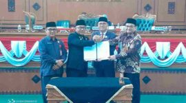 Dewan Perwakilan Rakyat Daerah (DPRD) Kota Tanjungpinang menggelar Rapat Paripurna. Foto: INIKEPRI.COM