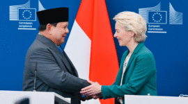 Presiden Republik Indonesia, Prabowo Subianto, melakukan pertemuan dengan Presiden Komisi Eropa, Ursula von der Leyen, di Kantor Pusat Uni Eropa, Gedung Berlaymont, Brussel, Belgia, pada Minggu (13/7/2025). Foto: BPMI Setpres/Laily Rachev
