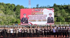 Upacara Korp Raport Kenaikan Pangkat bagi 19 personel Polres Lingga. Foto: INIKEPRI.COM