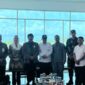 Pemerintah Daerah Kabupaten Natuna menyambut kedatangan Kepala Biro Sarana dan Prasarana (Sarpras) Badan Keamanan Laut Republik Indonesia (Bakamla RI), Laksamana Pertama Agung Setiawan, M.Han, beserta rombongan dalam kunjungan kerja ke Natuna, Rabu (16/7/2025). Foto: INIKEPRI.COM/NatunaKab 