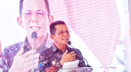 Gubernur Kepri Ansar Ahmad memberikan kata sambutan dalam peresmian pabrik PT Solder Tin Andalan Indonesia, Kamis (10/7/2025). Foto: Biro Adpim Kepri