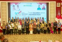 Gubernur Kepulauan Riau, H. Ansar Ahmad, secara resmi membuka Peringatan Hari Keluarga Nasional (HARGANAS) ke-32 Tingkat Provinsi Kepulauan Riau yang digelar di Aula Wan Seri Beni, Dompak, Rabu (16/7). Foto: INIKEPRI.COM/KepriProv 