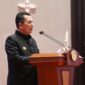 Gubernur Kepri, H. Ansar Ahmad, dalam rapat paripurna DPRD Provinsi Kepri, Rabu (6/8/2025), bertempat di Ruang Sidang Utama Balairung Raja Khalid. Foto: INIKEPRI.COM/KepriProv 