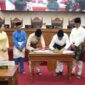 Wali Kota Batam Amsakar Achmad dan Ketua DPRD Kota Batam Muhammad Kamaluddin menandatangani Rancangan Peraturan Daerah (Ranperda) tentang Penyelenggaraan Pendidikan. Foto: INIKEPRI.COM