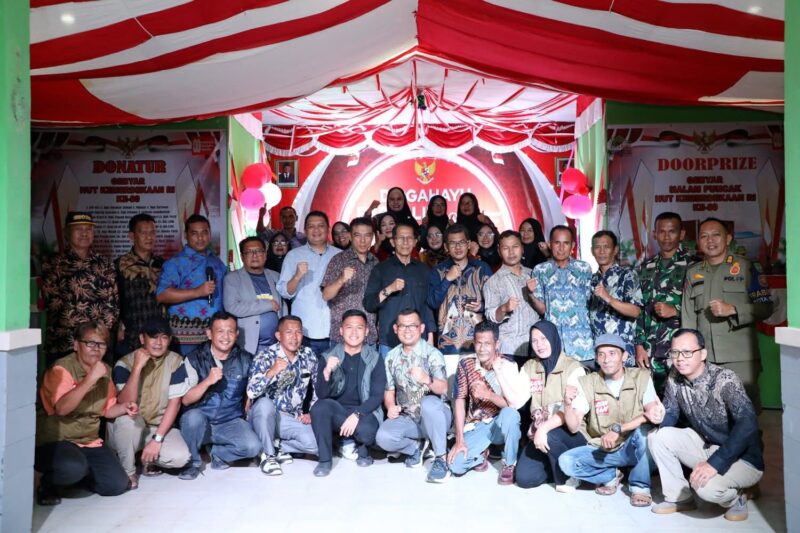 Wali Kota Batam Amsakar Achmad hadir di malam puncak perayaan HUT ke-80 Kemerdekaan Republik Indonesia di Kota Batam, Minggu (24/8/2025). Foto: INIKEPRI.COM
