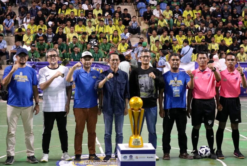 Kepala BP Batam, Amsakar Achmad mengapresiasi Batam Hi-School Futsal Championship 2025 yang digelar di Sport Hall Temenggung Abdul Jamal. Foto: INIKEPRI.COM/BP Batam 