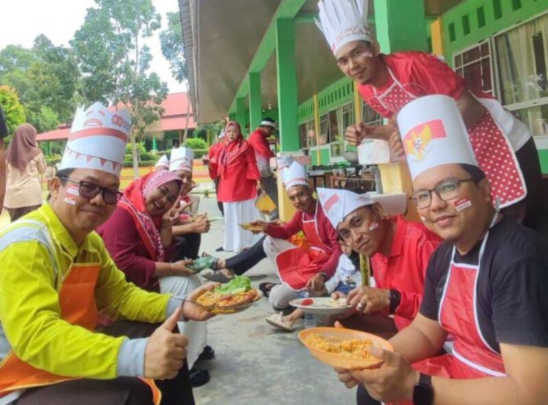 Lomba menghias tumpeng di MAN Karimun. Foto: INIKEPRI.COM