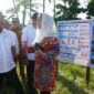 Menteri Kelautan dan Perikanan Republik Indonesia, Sakti Wahyu Trenggono, didampingi Bupati Natuna Cen Sui Lan melakukan peninjauan calon lokasi pembangunan sarana dan prasarana perikanan hibah Pemerintah Jepang melalui Japan International Cooperation Agency (JICA), Senin (26/8/2025) sore. Foto: INIKEPRI.COM/NatunaKab 