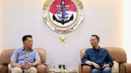 Kepala BP Batam, Amsakar Achmad, mengunjungi Markas Komando (Mako) Pangkalan Utama TNI Angkatan Laut (Lantamal) IV Batam pada Minggu (3/8/2025). Foto: INIKEPRI.COM/BP Batam 
