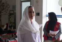 Bupati Natuna Cen Sui Lan saat menghadiri Donor darah di Kantor Bupati Natuna. Foto: INIKEPRI.COM/NatunaKab 