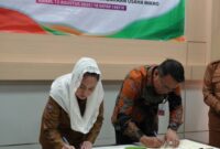 Pemerintah Kabupaten Natuna dan PT Bank Riau Kepri Syariah (Perseroda) secara resmi menandatangani kesepakatan bersama. Foto: INIKEPRI.COM