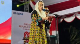Bupati Natuna Cen Sui Lan pada Malam Resepsi Kenegaraan dalam rangka peringatan HUT ke-80 Republik Indonesia. Foto: INIKEPRI.COM/NatunaKab 
