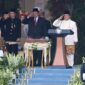 Presiden Prabowo Subianto (kanan) bersama Presiden ke-6 RI Susilo Bambang Yudhoyono (tengah) dan Presiden ke-7 RI Joko Widodo memberi hormat dalam Upacara Peringatan Detik-Detik Proklamasi Kemerdekaan ke-80 RI di Halaman Istana Merdeka, Jakarta, Minggu (17/8/2025). Peringatan HUT ke-80 RI bertemakan Bersatu, Berdaulat, Rakyat Sejahtera, Indonesia Maju. Foto: ANTARA FOTO/Galih Pradipta/wpa