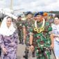 Bupati Natuna, Cen Sui Lan menghadiri rangkaian kegiatan Tradisi Passing In Komandan Lanud Raden Sadjad, Kolonel Pnb Onesmus Gede Rai Aryadi yang dilaksanakan di Graha Serasan Lanud Raden Sadjad, Jumat (5/9) pagi. Foto: INIKEPRI.COM/NatunaKab 