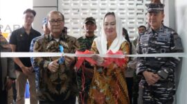 Gedung Pusat Layanan Usaha Terpadu (PLUT) KUMKM) yang digelar di Komplek Masjid Agung Baitul Izzah Ranai, Jumat (19/9/2025). Foto: INIKEPRI.COM