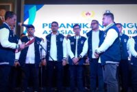 Wali Kota Batam, Amsakar Achmad, resmi melantik jajaran pengurus Asosiasi Kota (Askot) Persatuan Sepak Bola Seluruh Indonesia (PSSI) Batam periode 2025–2029 di Galaxy Ballroom Hotel Planet Holiday, Sabtu (30/8/2025). Foto: INIKEPRI.COM