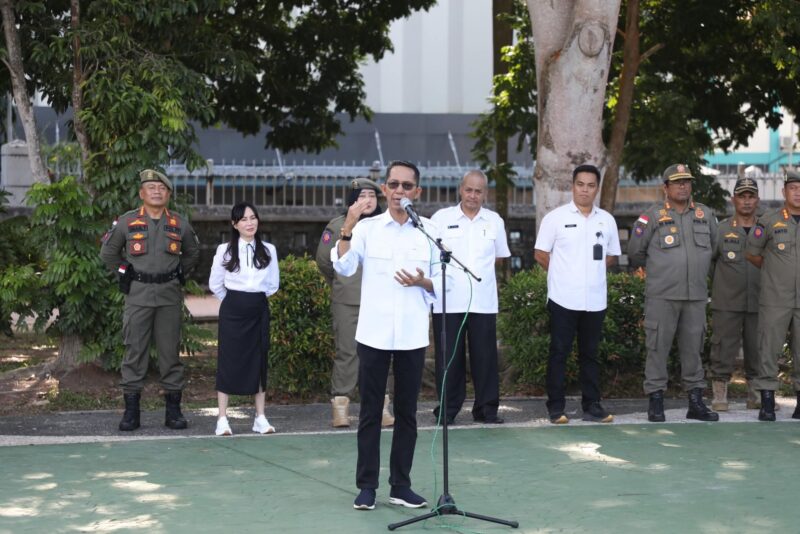 apel gabungan di Dataran Engku Putri, Senin (1/9/2025). Foto: INIKEPRI.COM