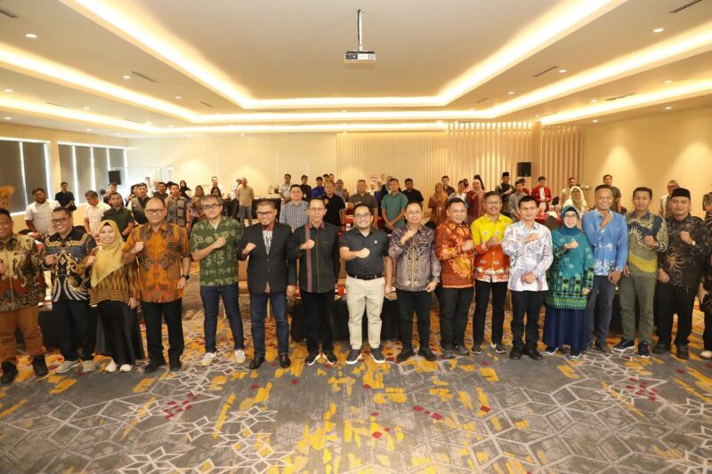 kegiatan Penguatan Kelembagaan Pengawas Pemilihan Umum bersama mitra kerja Bawaslu dengan tema “Rekonstruksi Hukum Pemilu dalam Skema Pemilu Terpisah: Tantangan Penegakan Hukum dan Peran Strategis Bawaslu” di Harris Resort Barelang, Sabtu (6/9/2025). Foto: INIKEPRI.COM/Media Center Batam