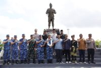 Patung Ksatria Hang Nadim resmi berdiri megah di Pangkalan TNI AU Hang Nadim, Batam. Foto: INIKEPRI.COM