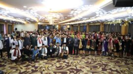 Silaturahmi Akbar Gonjong Limo Kota Batam bertema “Sekampuang di Luhak Nan Bungsu, Badunsanak di Perantauan”, yang digelar di Golden View Hotel, Bengkong, Sabtu (20/9/2025). Acara ini juga dirangkaikan dengan pelantikan Bundo Limpapeh Gonjong Limo. Foto: INIKEPRI.COM