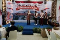 Bupati Natuna Cen Sui Lan dalam kegiatan Lomba Antar Sekolah yang digelar untuk memperingati Hari Ulang Tahun (HUT) ke-80 Republik Indonesia. Foto: INIKEPRI.COM/NatunaKab 