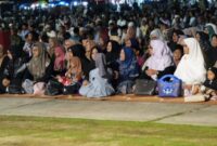 Natuna Bershalawat dalam rangka Maulid Nabi Muhammad SAW di Pantai Piwang, Natuna. Foto: INIKEPRI.COM