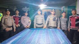 Polsek Belakang Padang melaksanakan kegiatan Cipta Kondisi (Cipkon) Kamtibmas dan Kegiatan Rutin Yang Ditingkatkan (KRYD) pada Sabtu (13/9/2025) malam. Foto: INIKEPRI.COM