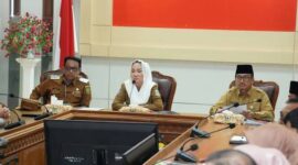 Bupati Natuna Cen Sui Lan dan Wakil Bupati Jarmin. Foto: Istimewa 