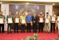 Rumah Sakit Badan Pengusahaan (RSBP) Batam menerima penghargaan “The Best Performance Hospital with Good Corporate Governance of The Year” dalam ajang Indonesian Best Winner Award 2025 di Sunlake Resort and Convention Jakarta, Jumat (19/9/2025). Foto: INIKEPRI.COM/BP Batam 